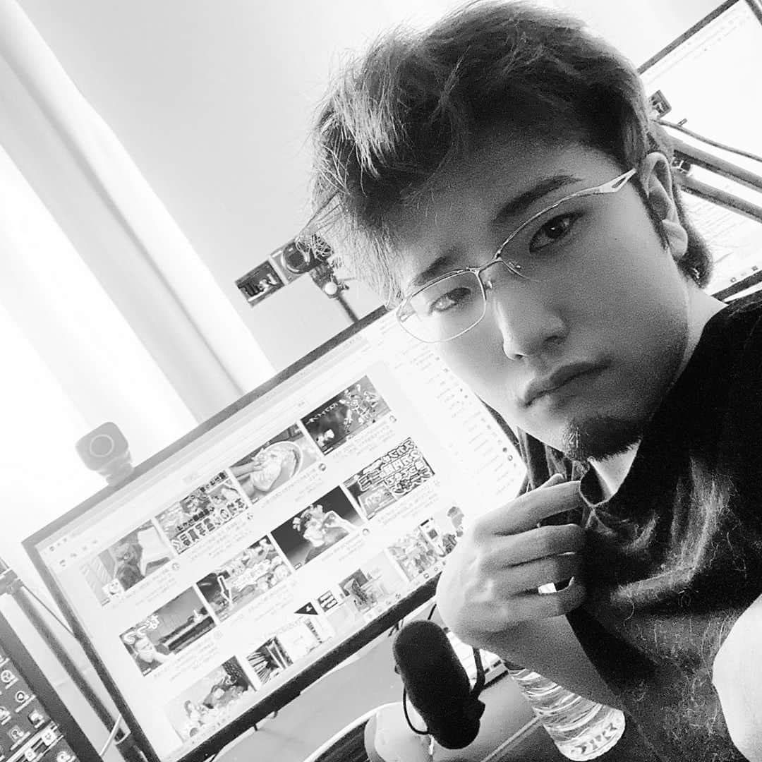 総長ウララのインスタグラム：「オールは体に悪い。このまま起きといて夜に寝よう」