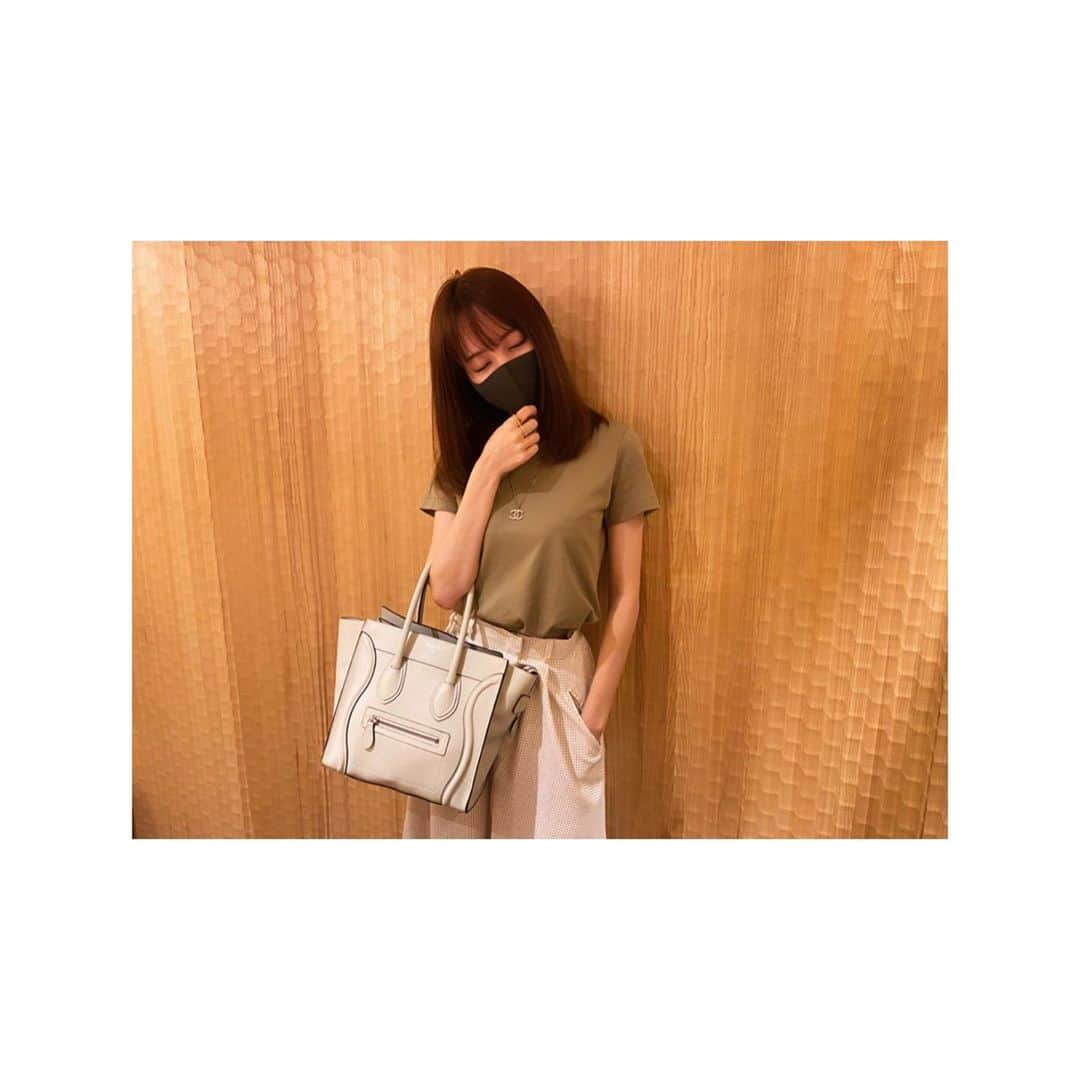 石田佳蓮さんのインスタグラム写真 - (石田佳蓮Instagram)「🧏🏼‍♀️  #fashion #code #ut #summer」9月20日 11時11分 - ishidakaren.gram