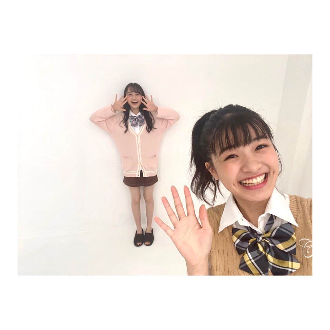 湊胡遥のインスタグラム：「・ ニコラTVにて！ 私の1日密着動画がUPされました☺︎ 初の密着、嬉しいです！ みんな是非見てね~~」
