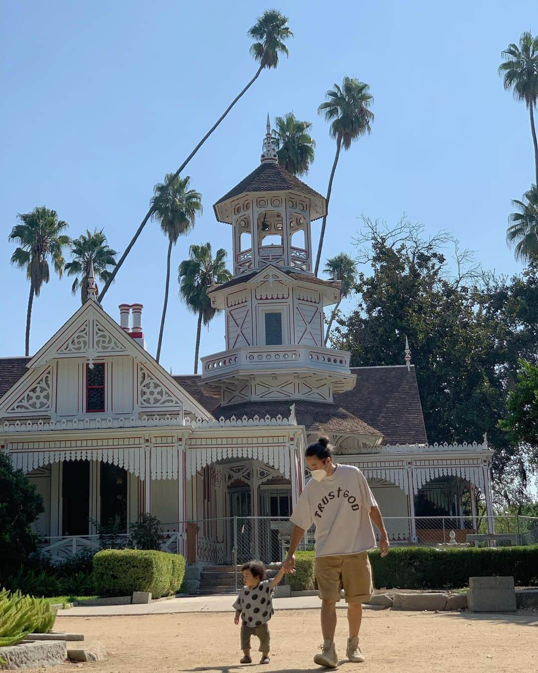 Jaeyoon Choiさんのインスタグラム写真 - (Jaeyoon ChoiInstagram)「🌵🌳🌴 🌿 🦚🦢🌞👨‍👩‍👦‍👦」9月20日 11時55分 - jaeyoonc