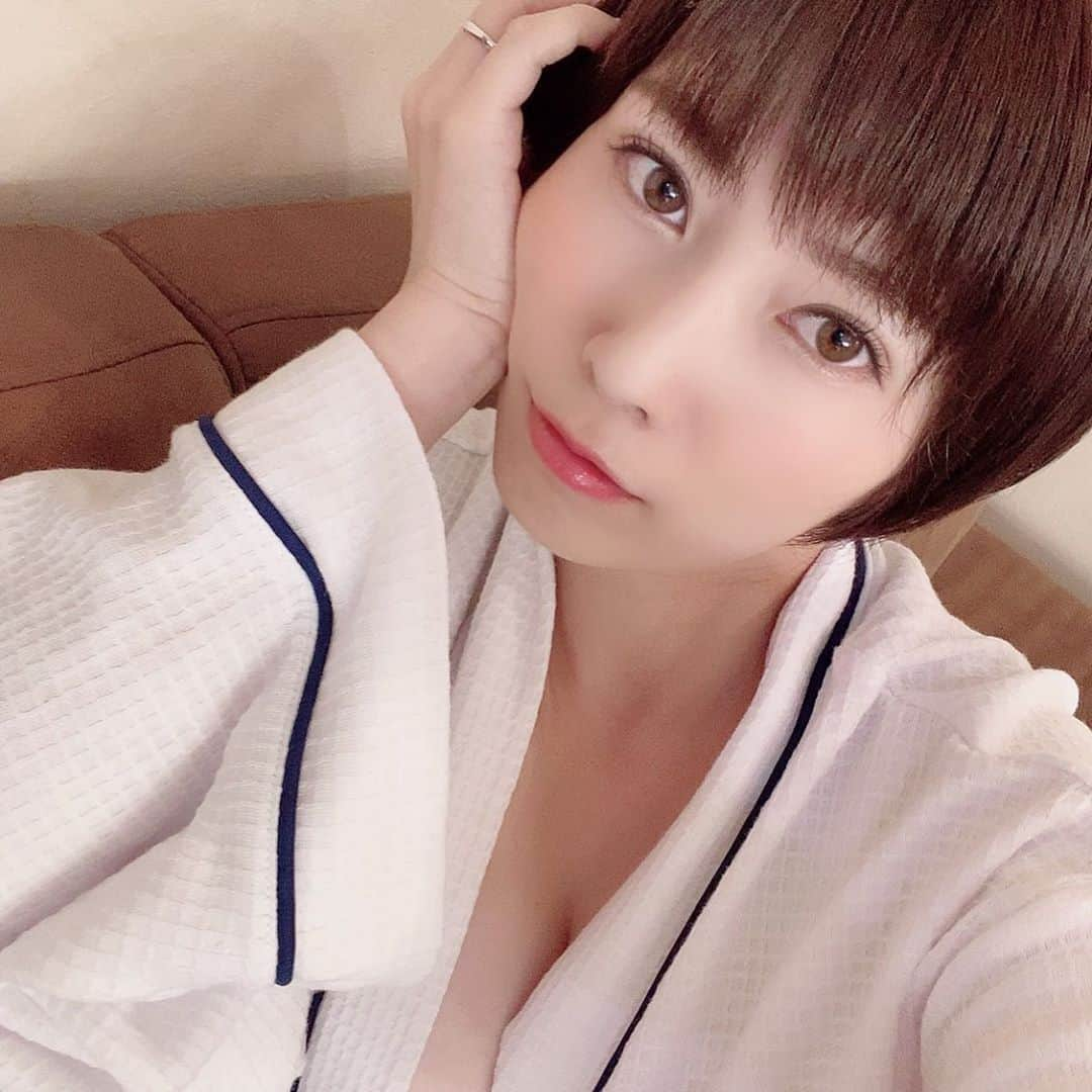 奥田咲のインスタグラム：「お仕事だよ✨」