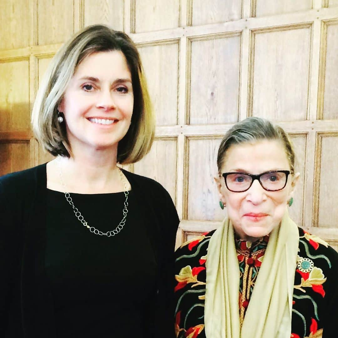 ウィル・マコーマックのインスタグラム：「When I'm sometimes asked 'When will there be enough women on the Supreme Court? and my answer is: 'When there are nine.” RBG (my sister @justicebridgetmarymccormack w The Notorious RBG」