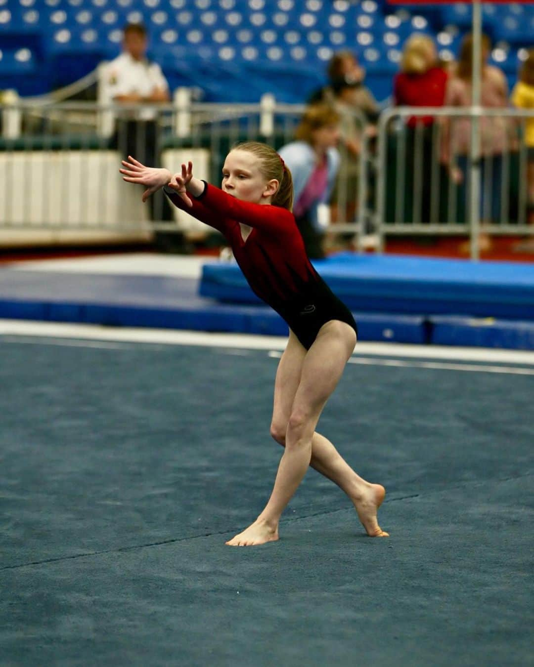 ブリジェット・スローンさんのインスタグラム写真 - (ブリジェット・スローンInstagram)「It’s National Gymnastics Day! 🤸‍♀️ • • Soooo real talk gymnastics and I had a love/hate relationship my entire career...but at the end of the day I am so thankful for all my highs and lows, injuries and comebacks.  • Gymnastics taught me how to dream big, work hard, and believe in myself when no one else did. From being an international athlete to student athlete - to working for @secnetwork to coaching @beamqueenbootcamp I have to thank gymnastics for introducing me to some of my closest friends and my best memories ❤️ #nationalgymnasticsday」9月20日 4時04分 - bridgetsloan