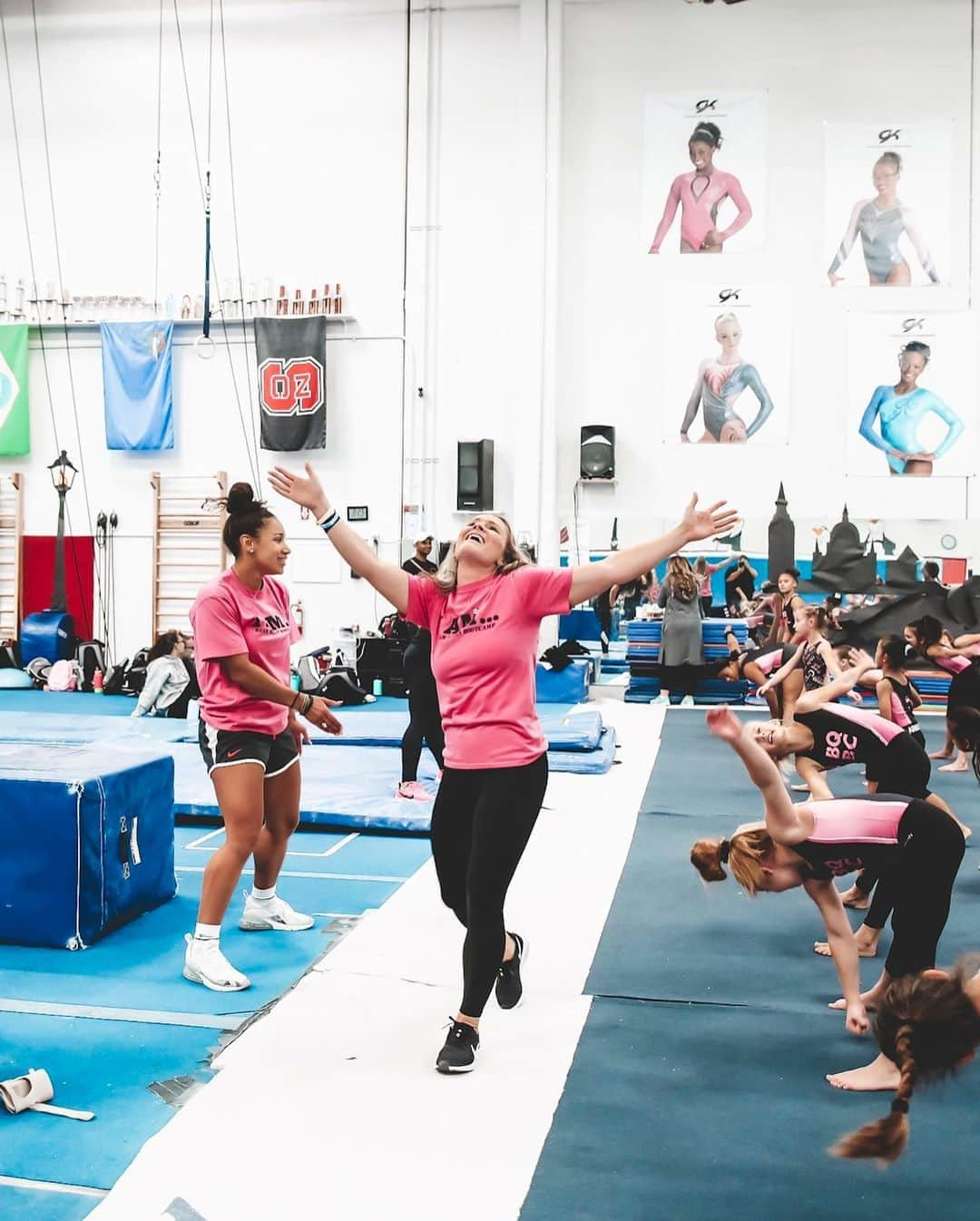 ブリジェット・スローンさんのインスタグラム写真 - (ブリジェット・スローンInstagram)「It’s National Gymnastics Day! 🤸‍♀️ • • Soooo real talk gymnastics and I had a love/hate relationship my entire career...but at the end of the day I am so thankful for all my highs and lows, injuries and comebacks.  • Gymnastics taught me how to dream big, work hard, and believe in myself when no one else did. From being an international athlete to student athlete - to working for @secnetwork to coaching @beamqueenbootcamp I have to thank gymnastics for introducing me to some of my closest friends and my best memories ❤️ #nationalgymnasticsday」9月20日 4時04分 - bridgetsloan