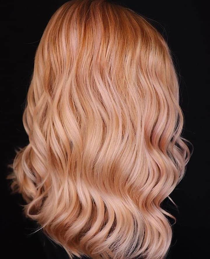 CosmoProf Beautyさんのインスタグラム写真 - (CosmoProf BeautyInstagram)「'Tis the season of pumpkin spice hair🎃☕⁣ ⁣ To style her client's #pumpkinspice hair color, @theplatinumgiraffe used @sebastianpro_official Potion 9 Treatment and Sebastian Shaper Zero Gravity Hairspray.⁣ ⁣ ⁣Find Sebastian stylers through your salon consultant, online and at your local #cosmoprofbeauty where you are #licensedtocreate⁣⁣⁣⁣ ⁣⁣* #repost #sebastianprofessional #sebastianpro #orangehair #pinkhair #pinkhaircolor #pinkhairdontcare #fallhair #fallhaircolor #autumnhair #psl #vivids #vividhair #creativecolor」9月20日 5時00分 - cosmoprofbeauty