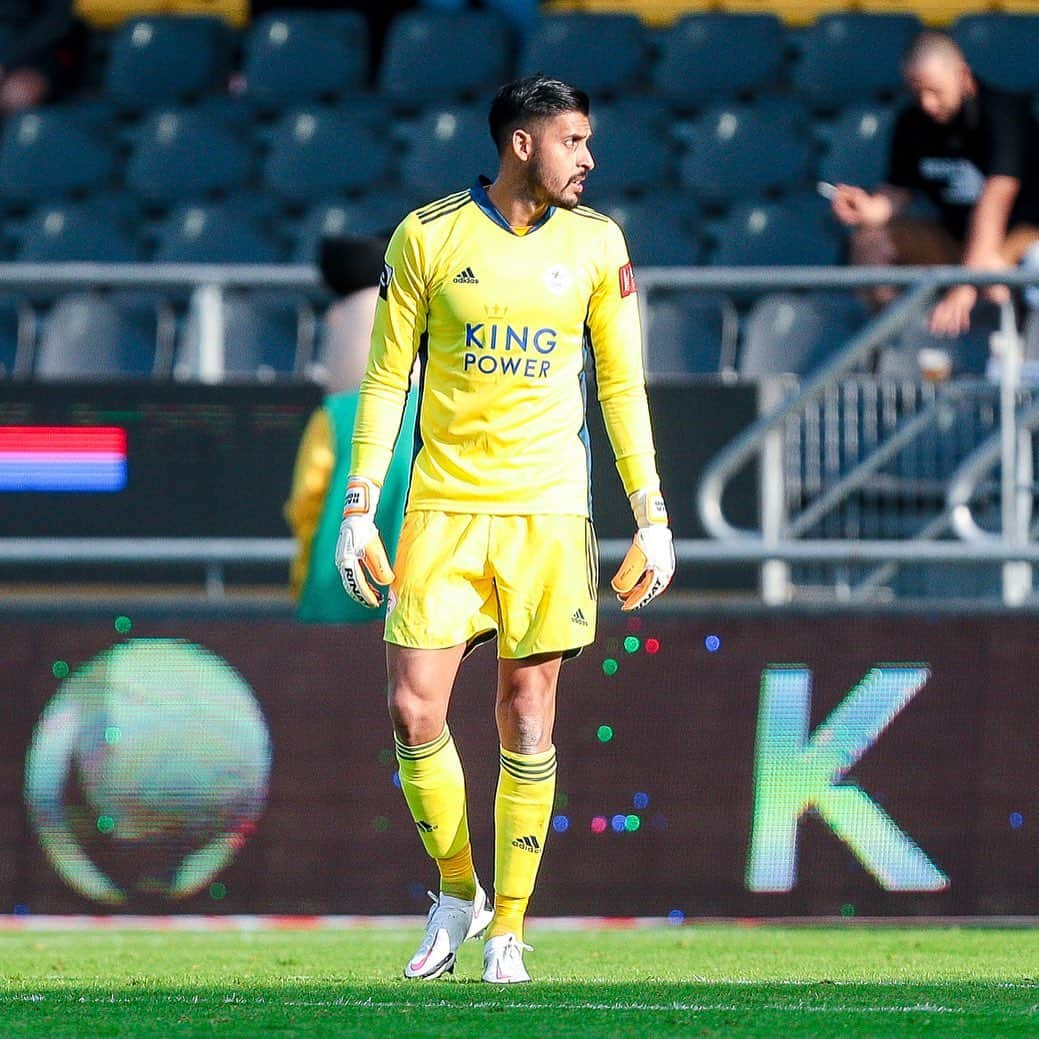 ラファエル・ロモさんのインスタグラム写真 - (ラファエル・ロモInstagram)「Never give up 💪🏽💪🏽 fight and in the end you will get what you deserve 🧤🧤 this is just the beginning  @ohleuven #RafaRomo1 #goalkeeper #proleague🇧🇪」9月20日 5時25分 - rafaromo1