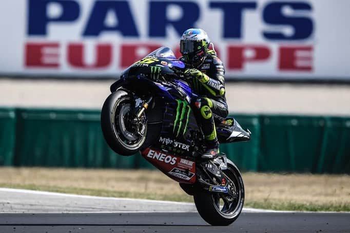 バレンティーノ・ロッシさんのインスタグラム写真 - (バレンティーノ・ロッシInstagram)「Misano World Circuit,Italy Saturday,official practice 📸 @falex79 @gigisoldano」9月20日 5時50分 - valeyellow46