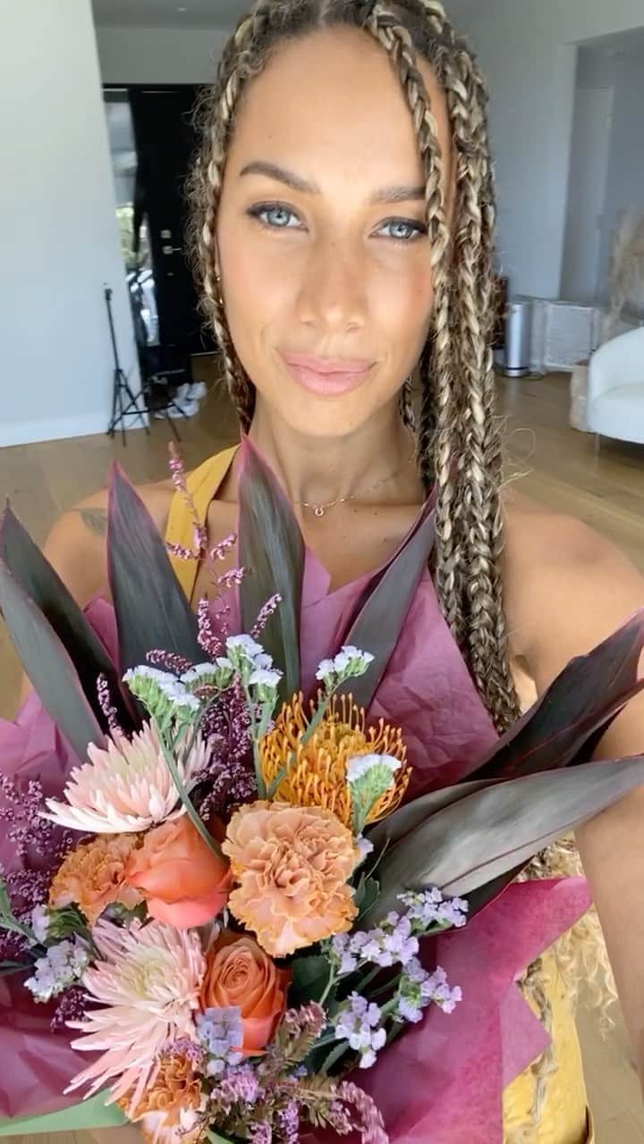 レオナ・ルイスのインスタグラム：「All you need is 🌸」