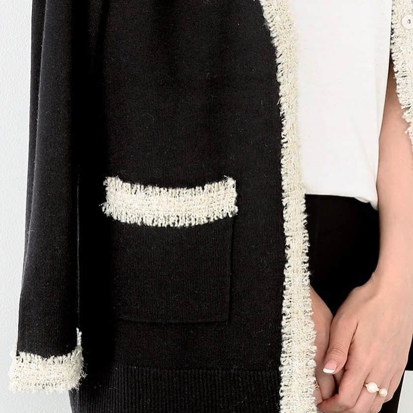 吉田美紀さんのインスタグラム写真 - (吉田美紀Instagram)「・ ・ 今年も少しずつツイードアイテムが完成しています♡ ・ ツイードが大好きなので この季節は本当に嬉しくて楽しい♬✳︎ ・ 1枚目は発売間近のスカート。 2枚目以降は明日発売のカーディガンです。 ・ ・ @lialapg  #lialapg #coordinate #outfit #ootd #fashion #wardrobe #instafashion #instagood #コーディネート #ファッション #ママコーデ #ママコーディネート #ママファッション」9月20日 10時10分 - miki__yoshida