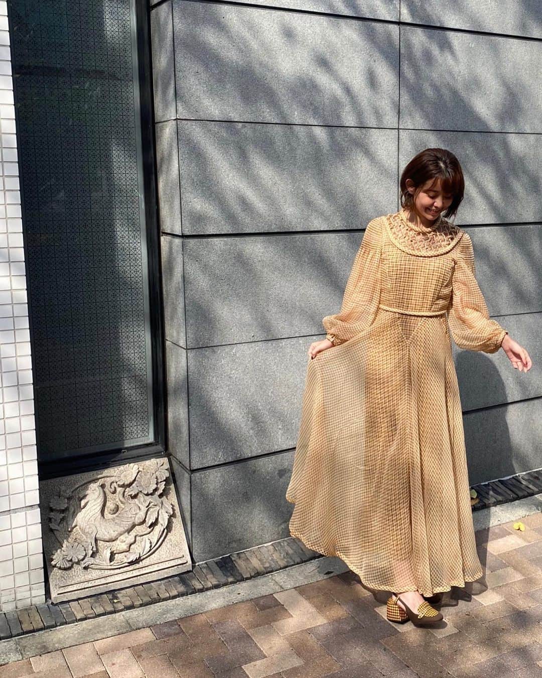 林村ゆかりのインスタグラム：「夜涼しくなりましたね〜。 お出かけ用ワンピース👗♡ チェック×チェック！  #fendi #お出かけ#ワンピース#ootd#コーデ#コーディネート#cordinate#フェンディ」
