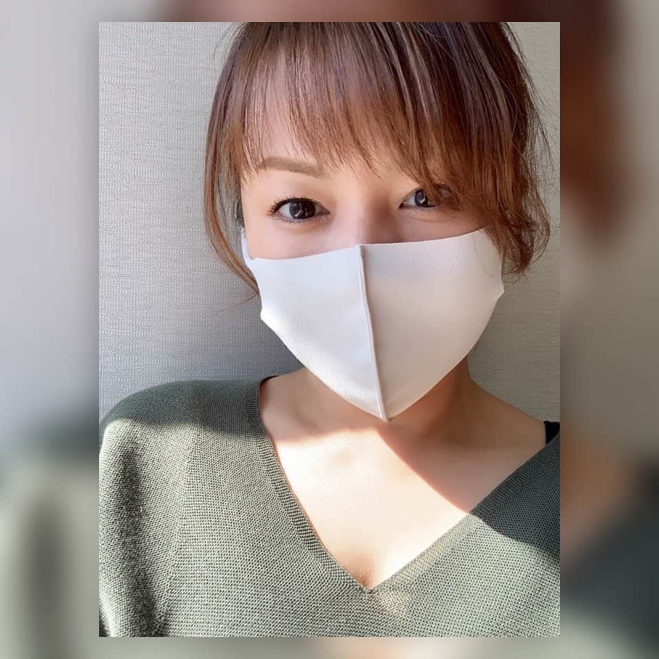 中澤裕子さんのインスタグラム写真 - (中澤裕子Instagram)「☀️☀️  今日は髪をとりあえず結んで。  休日みなさん いかがお過ごしですか。  お休みではないみなさん お仕事お疲れ様です。  私は家族とゆっくり出来ています。  今日は秋色な服で。  トップスニット #IENA  IENAさんのお洋服 所有率かなり高いです。」9月20日 10時17分 - yuko_nakazawa_