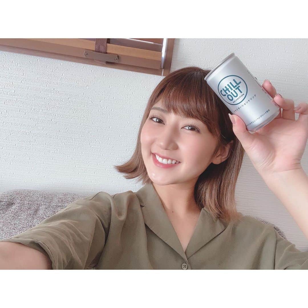 篠原栞那のインスタグラム：「‪‪❤︎ ゆっくりリラックス…😌‬  #chillout #リラクゼーション #リラクゼーションドリンク #ノンカフェイン #微炭酸」