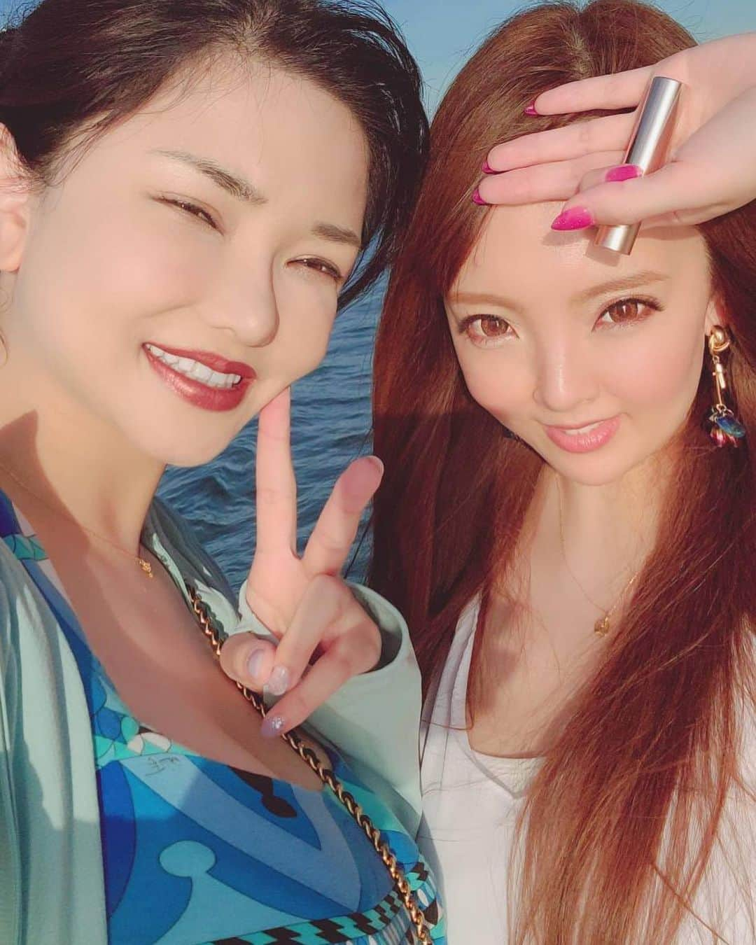 Hitomi（田中瞳）さんのインスタグラム写真 - (Hitomi（田中瞳）Instagram)「It’s a little early, but Happy Birthday Anri❤️ I love youuuuu❤️ セレブなクルージングバースデーパーティーに誘われて 昨日、行ってきました🛳 かみしお(@kamisaki_shiori )と まりりん(@marina_shiraishi_official )にも会えて幸せでした🌹」9月20日 21時53分 - official_hitomitanaka