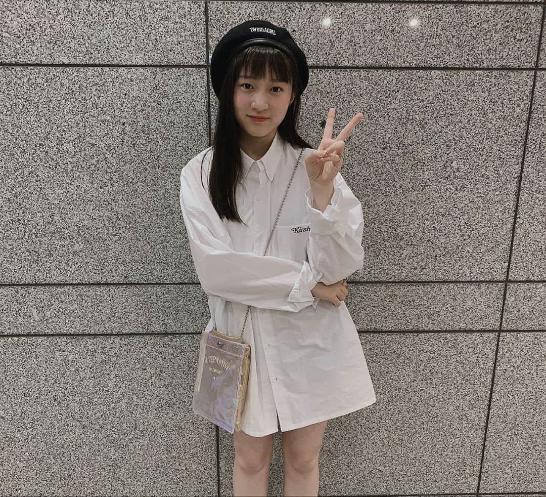 のインスタグラム：「. 本当はブラウスなんだけど丈が長いのでワンピース風に着てみました~👗 . #ootd」