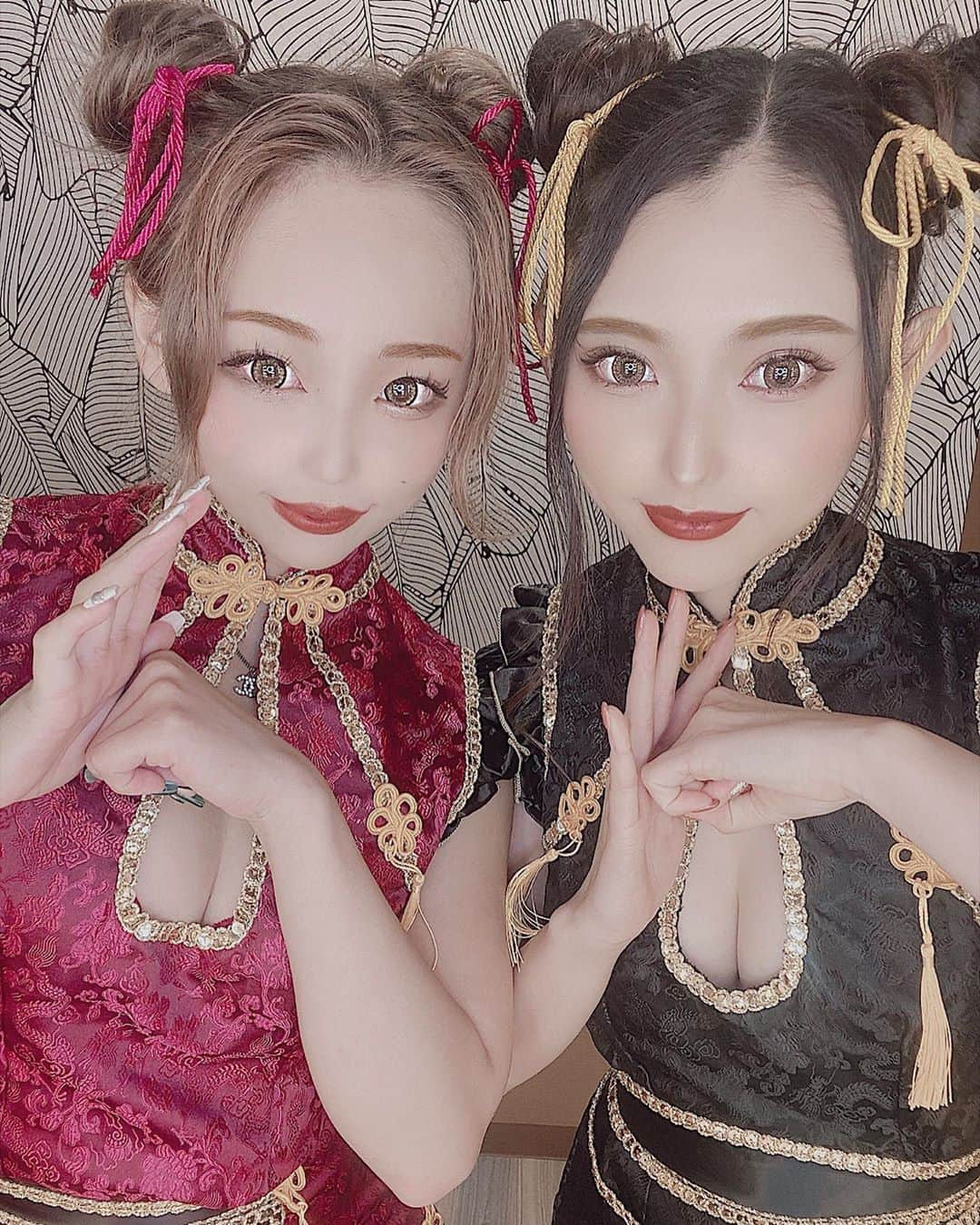 くまみゆさんのインスタグラム写真 - (くまみゆInstagram)「. . のいたんと早めのハロウィンコスプレ❤ @malymoon1991 のチャイナ❤ 可愛すぎる！！ ぜひ、みんなもコスプレしよう🎃 . . . #コスプレ #ハロウィンコスプレ #チャイナドレス」9月20日 21時05分 - kumamiyu.24