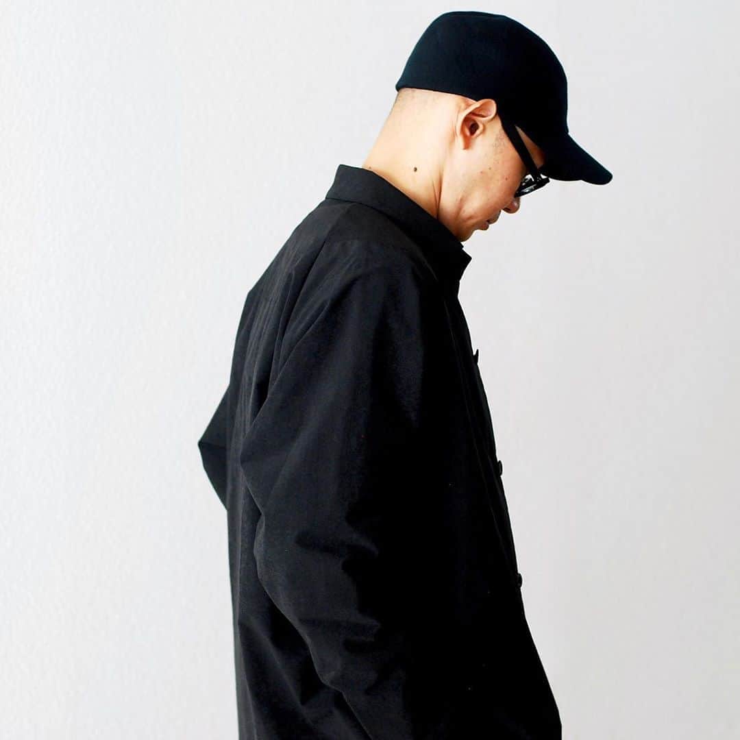 wonder_mountain_irieさんのインスタグラム写真 - (wonder_mountain_irieInstagram)「［#2020AW］ TEATORA / テアトラ "CARTRIDGE SHIRT BARRIERIZER" ¥41,800- _ 〈online store / @digital_mountain〉 https://www.digital-mountain.net/shopdetail/000000012339/ _ 【オンラインストア#DigitalMountain へのご注文】 *24時間受付 *15時までのご注文で即日発送 * 1万円以上ご購入で送料無料 tel：084-973-8204 _ We can send your order overseas. Accepted payment method is by PayPal or credit card only. (AMEX is not accepted)  Ordering procedure details can be found here. >>http://www.digital-mountain.net/html/page56.html  _ #TEATORA #テアトラ _ 本店：#WonderMountain  blog>> http://wm.digital-mountain.info _ 〒720-0044  広島県福山市笠岡町4-18  JR 「#福山駅」より徒歩10分 #ワンダーマウンテン #japan #hiroshima #福山 #福山市 #尾道 #倉敷 #鞆の浦 近く _ 系列店：@hacbywondermountain」9月20日 21時29分 - wonder_mountain_