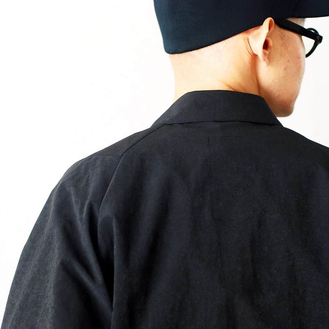 wonder_mountain_irieさんのインスタグラム写真 - (wonder_mountain_irieInstagram)「［#2020AW］ TEATORA / テアトラ "CARTRIDGE SHIRT BARRIERIZER" ¥41,800- _ 〈online store / @digital_mountain〉 https://www.digital-mountain.net/shopdetail/000000012339/ _ 【オンラインストア#DigitalMountain へのご注文】 *24時間受付 *15時までのご注文で即日発送 * 1万円以上ご購入で送料無料 tel：084-973-8204 _ We can send your order overseas. Accepted payment method is by PayPal or credit card only. (AMEX is not accepted)  Ordering procedure details can be found here. >>http://www.digital-mountain.net/html/page56.html  _ #TEATORA #テアトラ _ 本店：#WonderMountain  blog>> http://wm.digital-mountain.info _ 〒720-0044  広島県福山市笠岡町4-18  JR 「#福山駅」より徒歩10分 #ワンダーマウンテン #japan #hiroshima #福山 #福山市 #尾道 #倉敷 #鞆の浦 近く _ 系列店：@hacbywondermountain」9月20日 21時29分 - wonder_mountain_