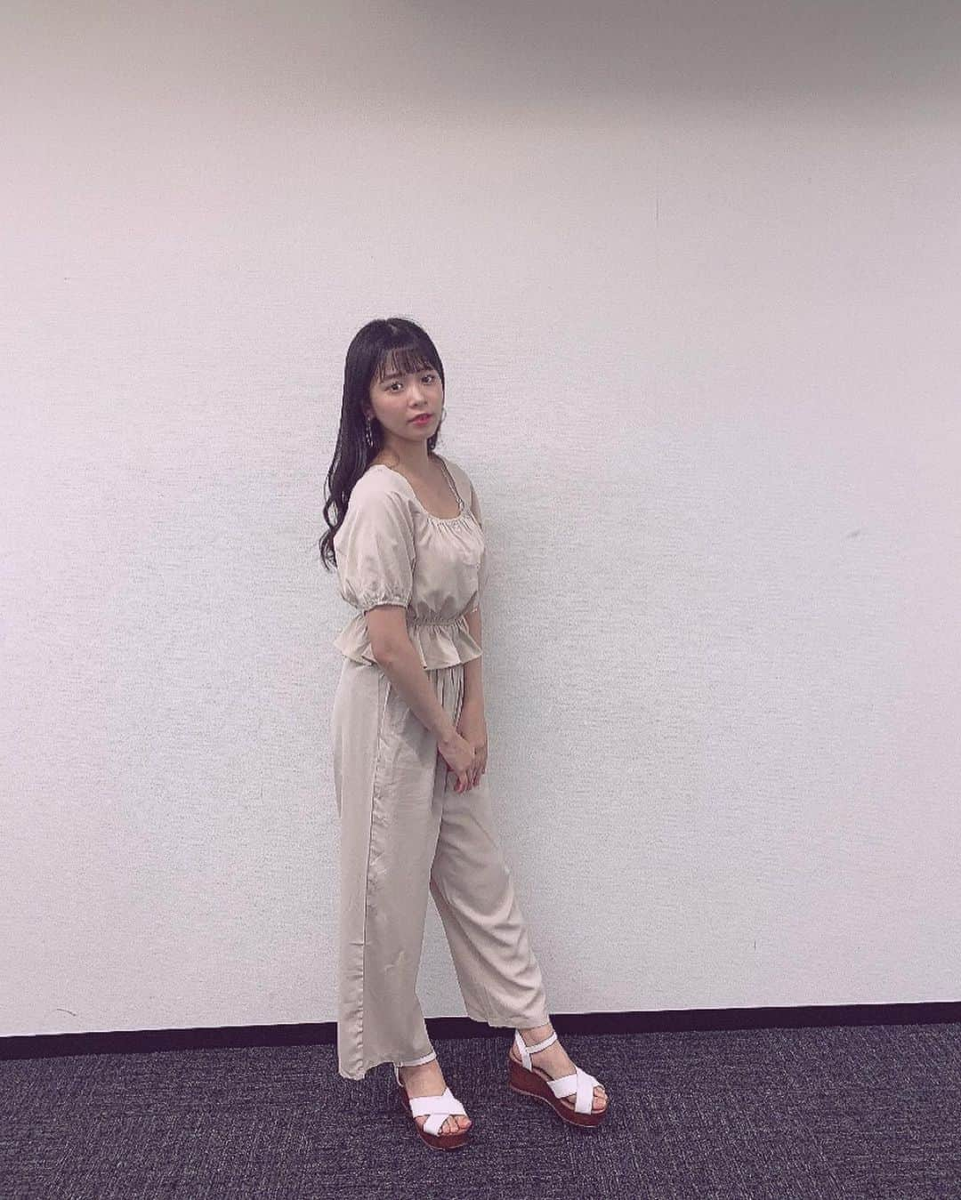 安田桃寧さんのインスタグラム写真 - (安田桃寧Instagram)「. #オンラインお話し会 ありがとうございました！！ @grl_official さんのセットアップでした❤︎」9月20日 21時38分 - peachpeach_o6o8