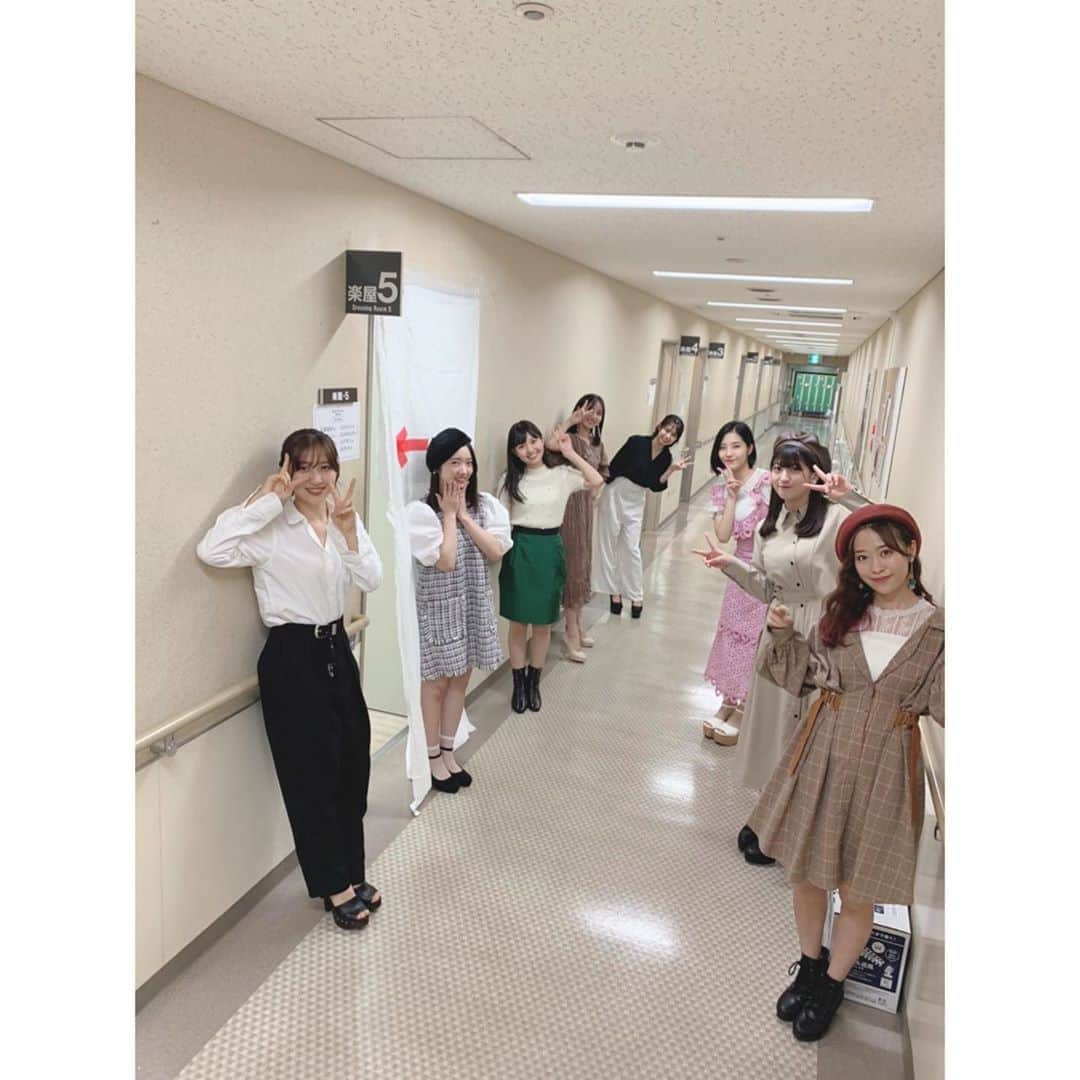 羽賀朱音さんのインスタグラム写真 - (羽賀朱音Instagram)「．  ． Hello!Project 2020 〜The Ballad〜 座間公演、ありがとうございました！ ． 衣装は私服！小田さんと私、ベレー帽を添えて。 ． ． #helloproject #morningmusume20 #モーニング娘20 #羽賀朱音  #小田さくら さん #カレーパン #ありがとうございました #🙇🏻‍♀️」9月20日 21時32分 - akane__haga.official