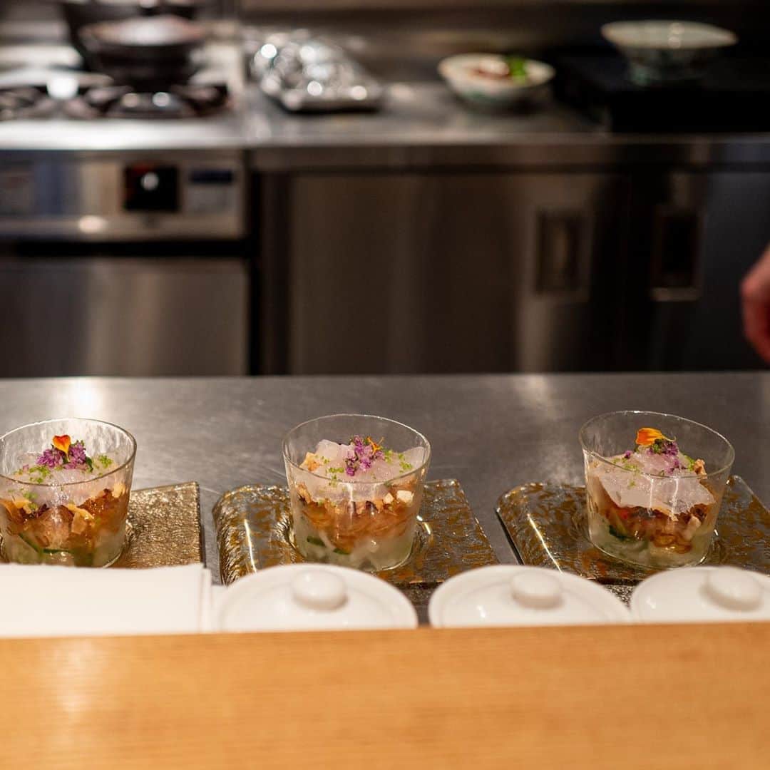 武井義明さんのインスタグラム写真 - (武井義明Instagram)「こんなに客席から歓声が上がる中国料理店は初めてだ。素晴らしかった。」9月20日 21時33分 - bebechef