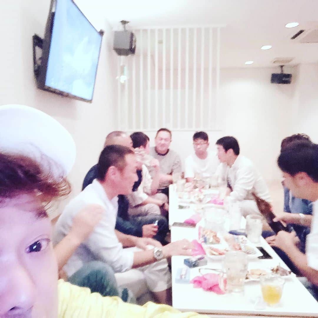 松本隆博のインスタグラム：「。 本当に……マジで……  野郎だけの宴(￣▽￣;)(˙◁˙)」