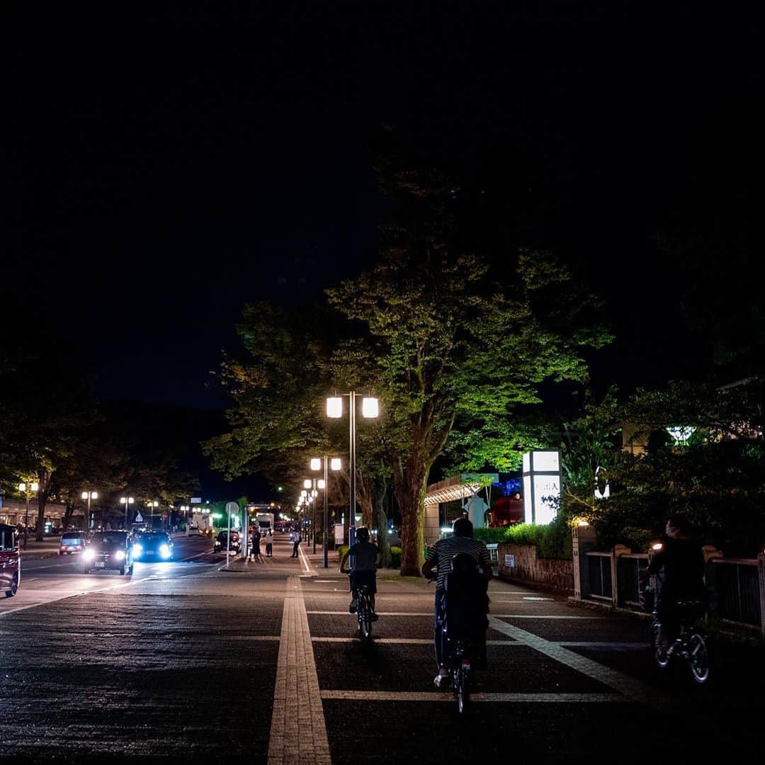 武井義明さんのインスタグラム写真 - (武井義明Instagram)「オレンジの街灯がきれいだ。」9月20日 21時40分 - bebechef