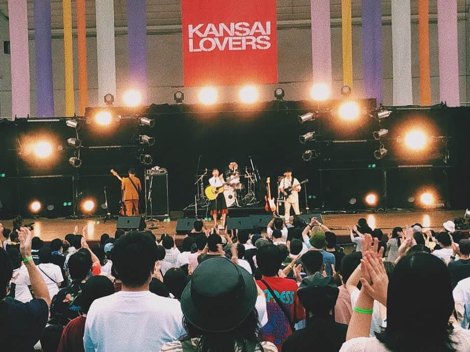 竹内アンナさんのインスタグラム写真 - (竹内アンナInstagram)「ㅤㅤㅤㅤㅤㅤㅤㅤㅤㅤㅤㅤㅤ --------------------------- ㅤㅤㅤㅤㅤㅤㅤㅤㅤㅤㅤㅤㅤ ㅤㅤㅤㅤㅤㅤㅤㅤㅤㅤㅤㅤㅤ  UNCHAIN×竹内アンナ@ KANSAI LOVERS、 しあわせでした。 ㅤㅤㅤㅤㅤㅤㅤㅤㅤㅤㅤㅤㅤ ㅤㅤㅤㅤㅤㅤㅤㅤㅤㅤㅤㅤㅤ すべての瞬間がキラキラしててこの先何度も 思い出してはパワーをもらんやろうなあ、、、 ㅤㅤㅤㅤㅤㅤㅤㅤㅤㅤㅤㅤㅤ ㅤㅤㅤㅤㅤㅤㅤㅤㅤㅤㅤㅤㅤ みんなと一緒につくる音楽が、ライブが、 愛がいっぱい詰まったカンラバが大好きや！！！ ㅤㅤㅤㅤㅤㅤㅤㅤㅤㅤㅤㅤㅤ ㅤㅤㅤㅤㅤㅤㅤㅤㅤㅤㅤㅤㅤ だってな楽しすぎて、まだドキドキしてるもん。 ㅤㅤㅤㅤㅤㅤㅤㅤㅤㅤㅤㅤㅤ ㅤㅤㅤㅤㅤㅤㅤㅤㅤㅤㅤㅤㅤ カンラバを開催してくれたスタッフのみなさん、 お越し下さったみなさん、画面越しのみなさん、 素晴らしいアーティストのみなさん、 みんなの想いや覚悟があったからあったライブ。ㅤㅤㅤㅤㅤㅤㅤㅤㅤㅤㅤㅤㅤ ㅤㅤㅤㅤㅤㅤㅤㅤㅤㅤㅤㅤㅤ ほんまにありがとうございました！ ㅤㅤㅤㅤㅤㅤㅤㅤㅤㅤㅤㅤㅤ ㅤㅤㅤㅤㅤㅤㅤㅤㅤㅤㅤㅤㅤ ㅤㅤㅤㅤㅤㅤㅤㅤㅤㅤㅤㅤㅤ 2枚目は我らが優二さんと🔥 最高にカッコいいお方です、フゥフゥ！ㅤㅤㅤㅤㅤㅤㅤㅤㅤㅤㅤㅤㅤ ㅤㅤㅤㅤㅤㅤㅤㅤㅤㅤㅤㅤㅤ  #カンラバ ㅤㅤㅤㅤㅤㅤㅤㅤㅤㅤㅤㅤㅤ ㅤㅤㅤㅤㅤㅤㅤㅤㅤㅤㅤㅤㅤ ㅤㅤㅤㅤㅤㅤㅤㅤㅤㅤㅤㅤㅤ ---------------------------------------------」9月20日 21時42分 - annasingguitar