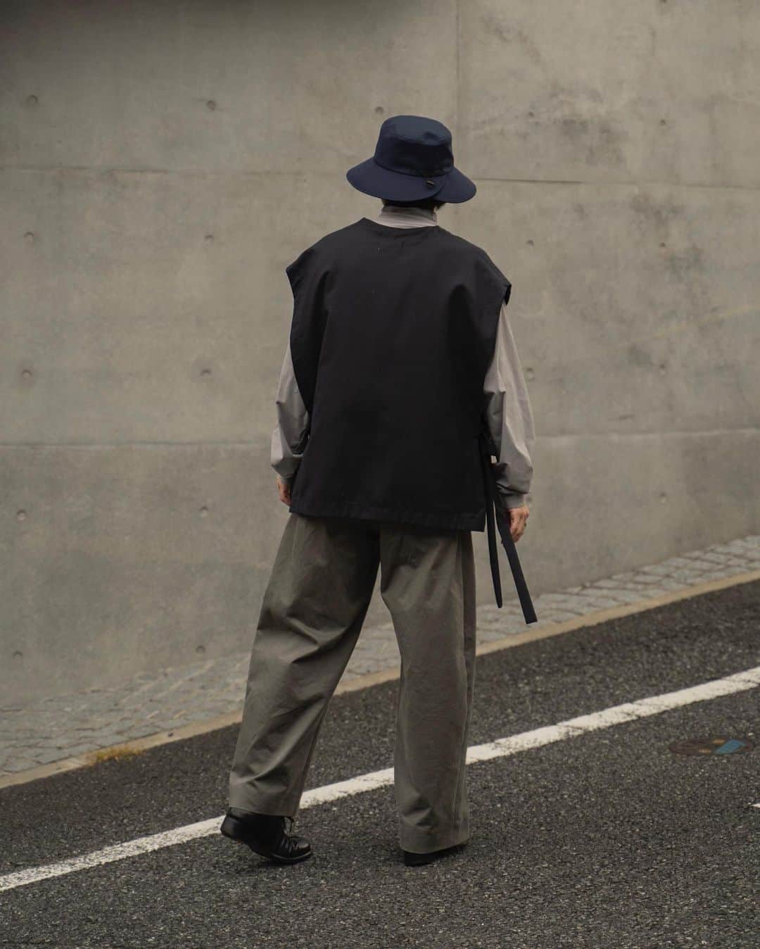 Ryoさんのインスタグラム写真 - (RyoInstagram)「ㅤㅤㅤㅤㅤㅤㅤㅤㅤㅤㅤㅤㅤ だんだん涼しくなってきて 長袖で快適に過ごせる〜☺️ 早くアウター着たいですね！！ ㅤㅤㅤㅤㅤㅤㅤㅤㅤㅤㅤㅤㅤ hat:#studionicholson vest:#ryotakashima tee:#ssstein pants:#studionicholson ㅤㅤㅤㅤㅤㅤㅤㅤㅤㅤㅤㅤ」9月20日 21時44分 - ryo__takashima