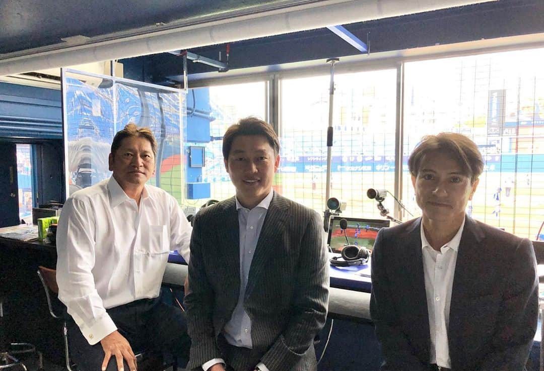 新井貴浩さんのインスタグラム写真 - (新井貴浩Instagram)「「解説」  TBS S☆1 BASEBALL  「横浜DeNAベイスターズ VS 読売ジャイアンツ」  14:00〜  横浜スタジアムより生中継  本日は佐々木主浩さんと  解説をさせていただきます！！  TBS 新夕悦男アナ  よろしくお願いします！！  #TBS #S☆1 #野球 #横浜DeNAベイスターズ #読売ジャイアンツ #横浜スタジアム #応援 #声援 #感謝 #新井貴浩」9月20日 13時21分 - araitakahiro_official