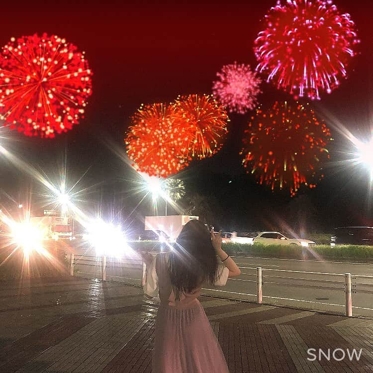 石川涼楓さんのインスタグラム写真 - (石川涼楓Instagram)「SNOWの期間限定のスタンプ‼︎ 3枚目のSNOWコードを読み取ることで出てくるよ！ みんなで #AR花火 を日本縦断させよう〜！ 期間限定のAR花火スタンプです🎆🥰 本当にすごいから、みんなぜひ使ってみてね‼︎☺️  #snowcam #AR花火 #花火大会 #Supported」9月20日 14時05分 - suzuka__0510