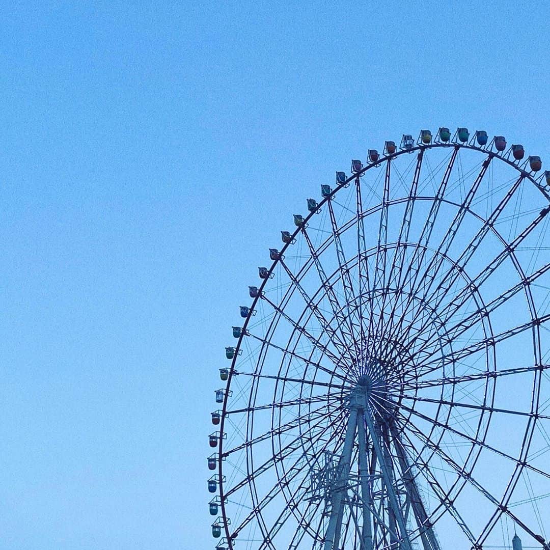 のインスタグラム：「遊園地いきたいな🎡」