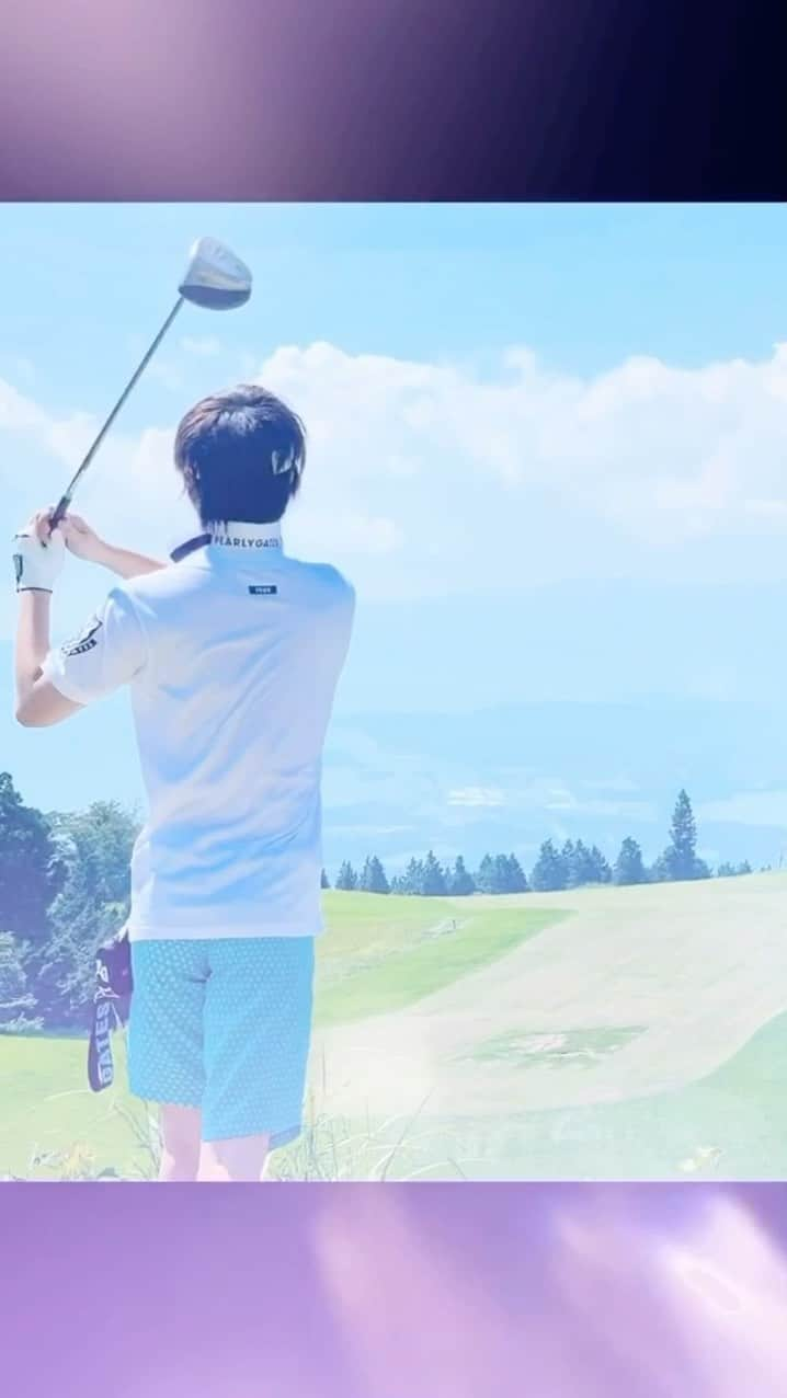 松村淳平のインスタグラム：「ついに80台が出るようになってきました🏌️‍♂️早く70台いきたいけどさすがにきつそう #golf #golfstagram #golflife #golfwear #pearlygates #markandlona #v12golf #golfer #golffashion #golfstyle #ゴルフ #ゴルフウェア #ゴルフ男子 #ゴルフコーデ #ゴルフ #ゴルフ好き #ゴルフファッション #ゴルフコース #ゴルフスタイル」