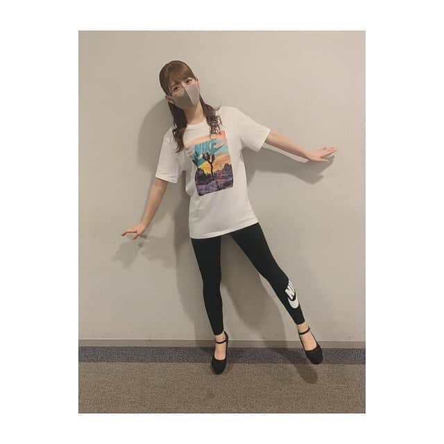 金澤朋子さんのインスタグラム写真 - (金澤朋子Instagram)「. . 【Hello! Project 2020 〜The Ballad〜】大田区民ホール・アプリコ 大ホール1公演目終了しました😊🎤ありがとうございました。 . 2公演目も丁寧に！頑張ります！！！ . #juicejuice #金澤朋子  #ハロプロ #コンサート #TheBallad #東京  #リハ着 #NIKE #全身写真 #珍しい ✨✨  #衣装 #ブログに載せます #チェックしてね」9月20日 16時06分 - tomoko_kanazawa.official