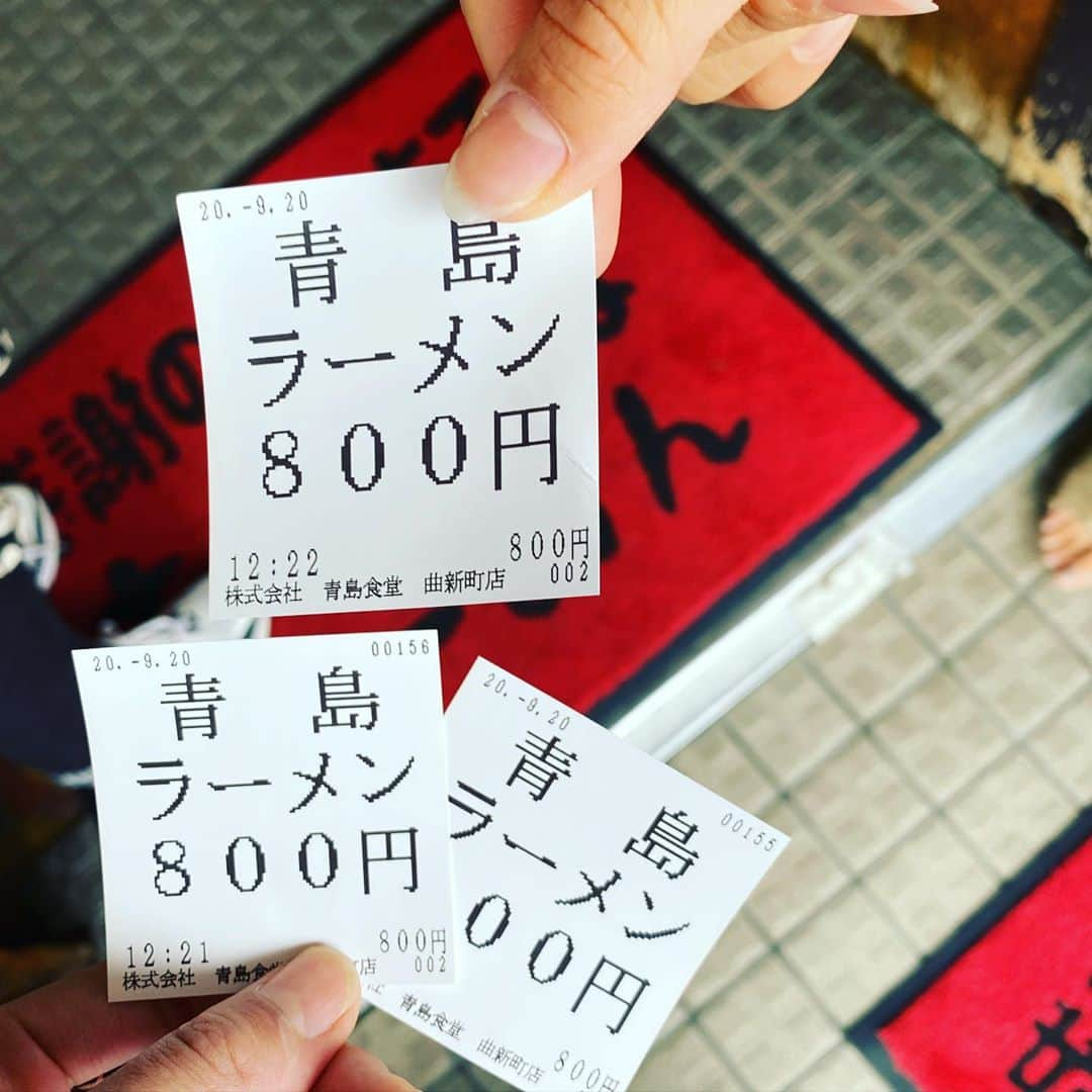 西山茉希さんのインスタグラム写真 - (西山茉希Instagram)「長岡を満喫する日。  #青島食堂 #愛すコーヒー #青空 #ゆらいや  ブラックペッパーと生姜醤油。 スープ飲みまくるチビーズ。 悔い無しってこーゆーこと。  潤いました。 🙏  #長岡市 #満喫コース #オススメします  明日も青島にするか、 武蔵で〆るか、 今から悩むやーつ。  #友の家がジブリ #次ここ集合 😩😋😩」9月20日 16時45分 - maki.nshiyama50