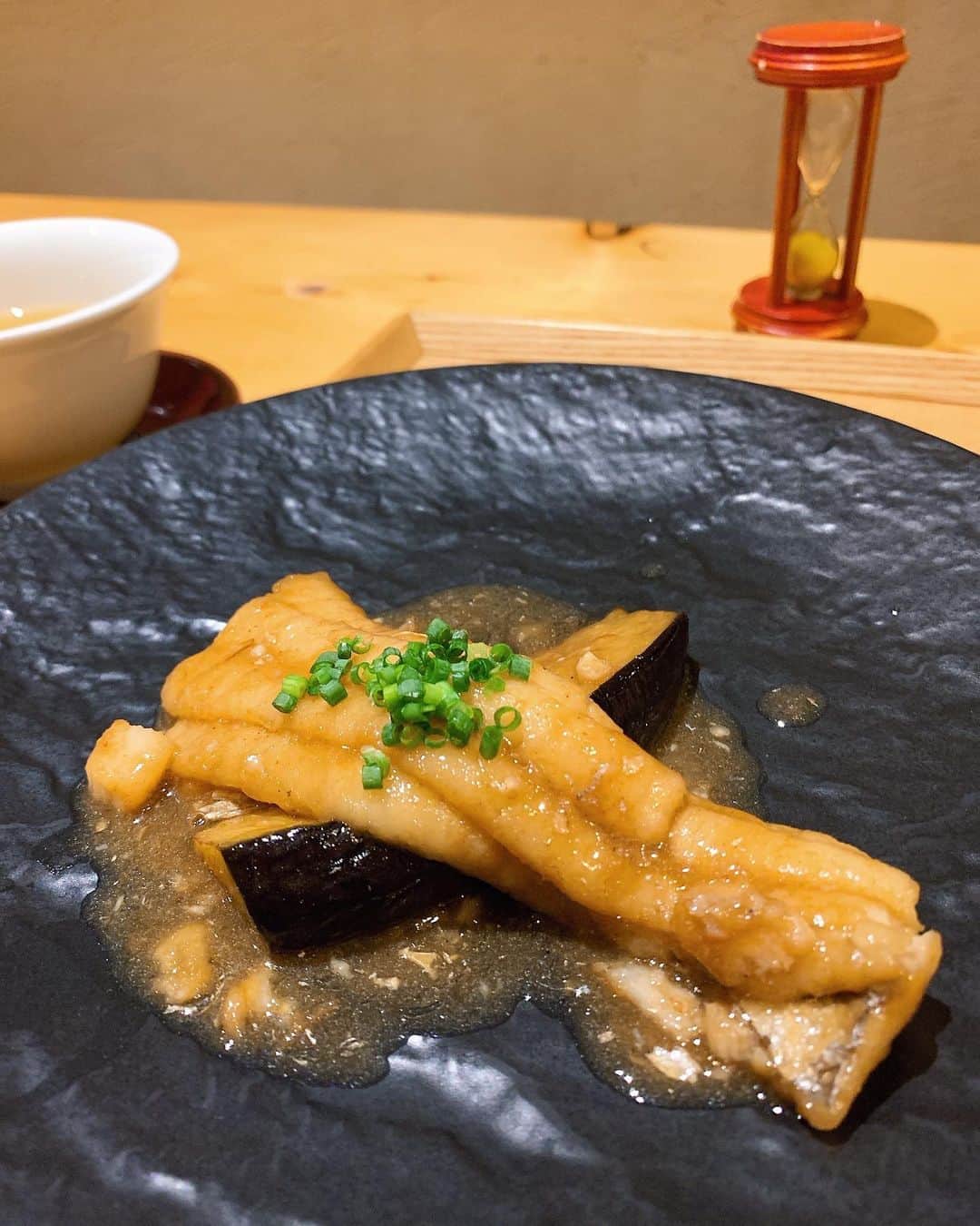 karen okajimaさんのインスタグラム写真 - (karen okajimaInstagram)「ㅤㅤㅤ  一碗水👲🏼シンプルだけど深みのある味。 表現が難しいけどそんな感じでした👌笑  ㅤㅤㅤ 最近は中華が好きさぁ〜❤️ 毎日食べれる❤️  ㅤㅤㅤ #一碗水 #イーワンスイ #中華料理 #中華 #大阪グルメ #グルメ岡島 #岡島かれん」9月20日 17時31分 - karenokajima0318