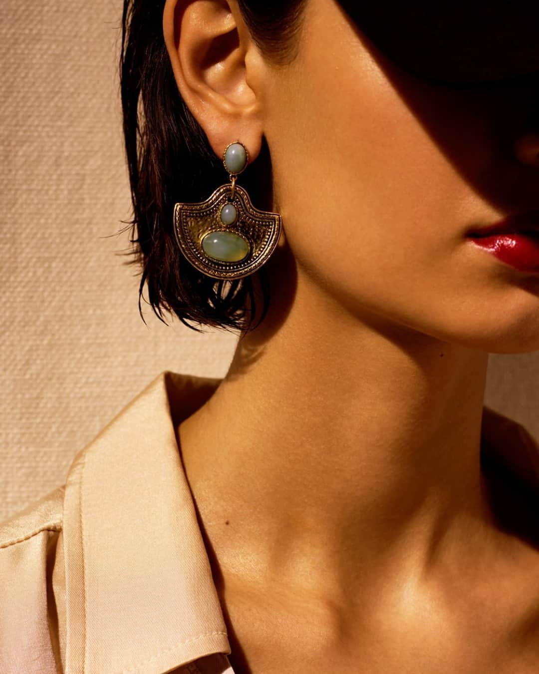 オーレリービダマンのインスタグラム：「Chalcedony on Sunday ! #kea #aureliebidermann」