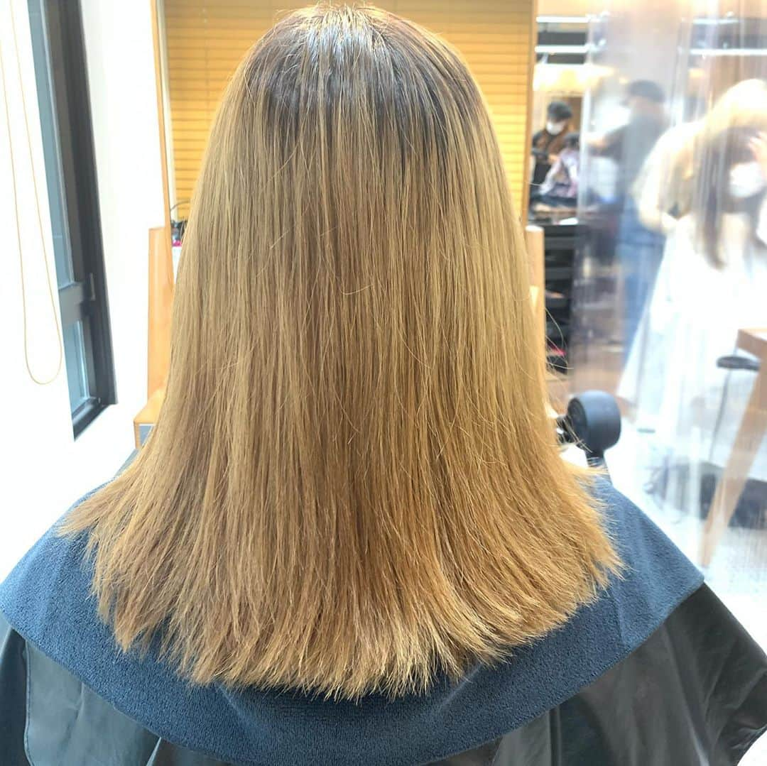 大島麻衣さんのインスタグラム写真 - (大島麻衣Instagram)「Before⇨After💇‍♀️ #haircolor #ニュクスカラー」9月20日 18時23分 - maioshima911