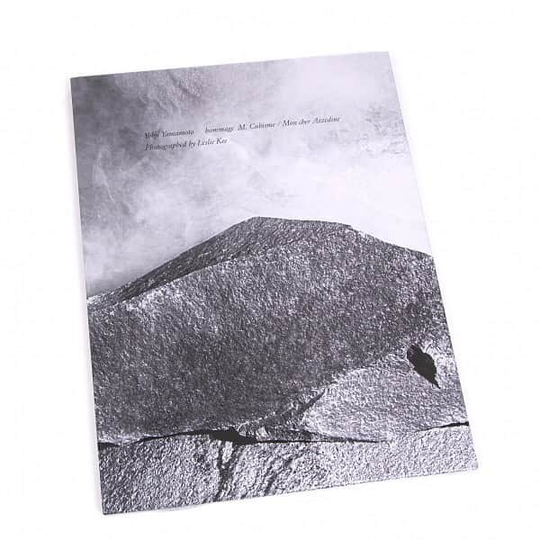 playfulさんのインスタグラム写真 - (playfulInstagram)「Yohji Yamamoto フォトアートブック 2018-19AW Photo Art Book Hommage 1.M.Cubisme 2.Mon cher Aze/¥13,024 (k-67735)  https://www.playful-dc.com/products/details73004.html  #撮影 #古着 #ユーズド #DCブランド #ヨウジヤマモト古着 #山本耀司#ヨウジヤマモト#ワイズ #リミフゥ#ヨウジヤマモトファム #ヨウジヤマモトノアール #ワイズフォーメン  #撮影代行 #商品撮影 #広告写真#yohjiyamamoto #yohjiyamamotopourhomme #yohjiyamamotofemme #yohjiyamamotonoir #yohjiyamamotojapan  #yyph #ys #y3 #limifeu #ysformen#yohjiyamamotosecond」9月20日 18時43分 - playful_dc