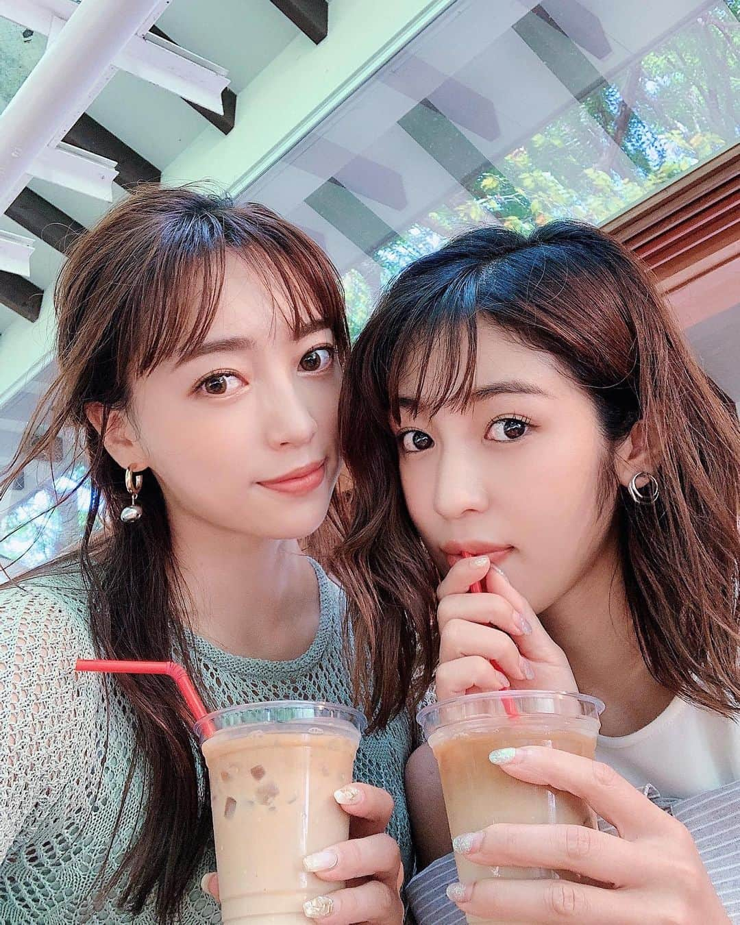 唯可（yuika）さんのインスタグラム写真 - (唯可（yuika）Instagram)「カフェラテ大好き☕︎🤎 またどこか旅に行きたいなぁ みんなは4連休どこか行くの？ . . . #カフェラテ#カフェ#女子旅#国内旅行#四万温泉#温泉旅#温泉宿#カフェ巡り#タビジョ#コーディネート#高身長#長身女子#秋コーデ#デート#アラサー#ヘアアレンジ#ピアス#アクセサリー#ホテル#ホテルレポ#女子会」9月20日 18時55分 - yu.i.k.a