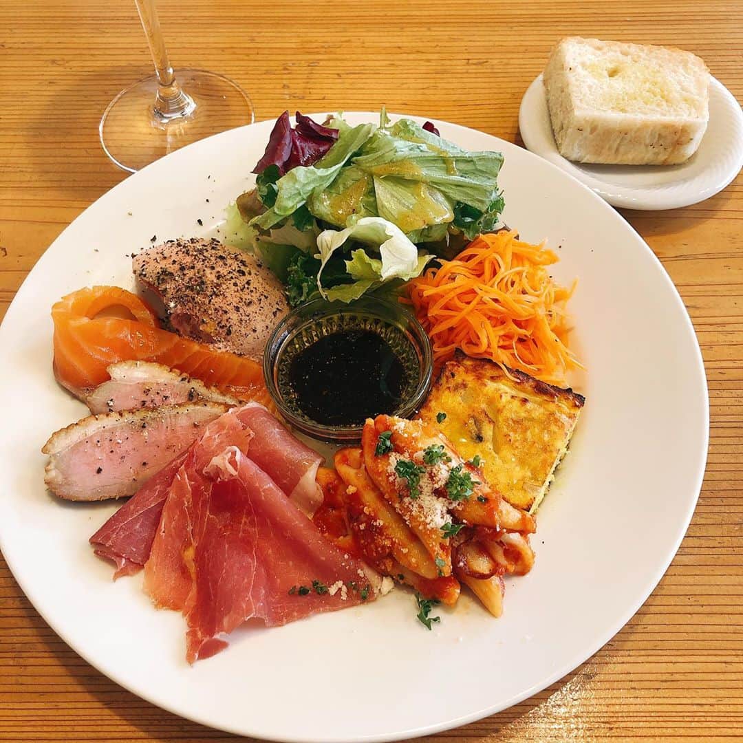 美甘子さんのインスタグラム写真 - (美甘子Instagram)「今日のランチ。 美味しかった！」9月20日 19時11分 - rekish_mikako