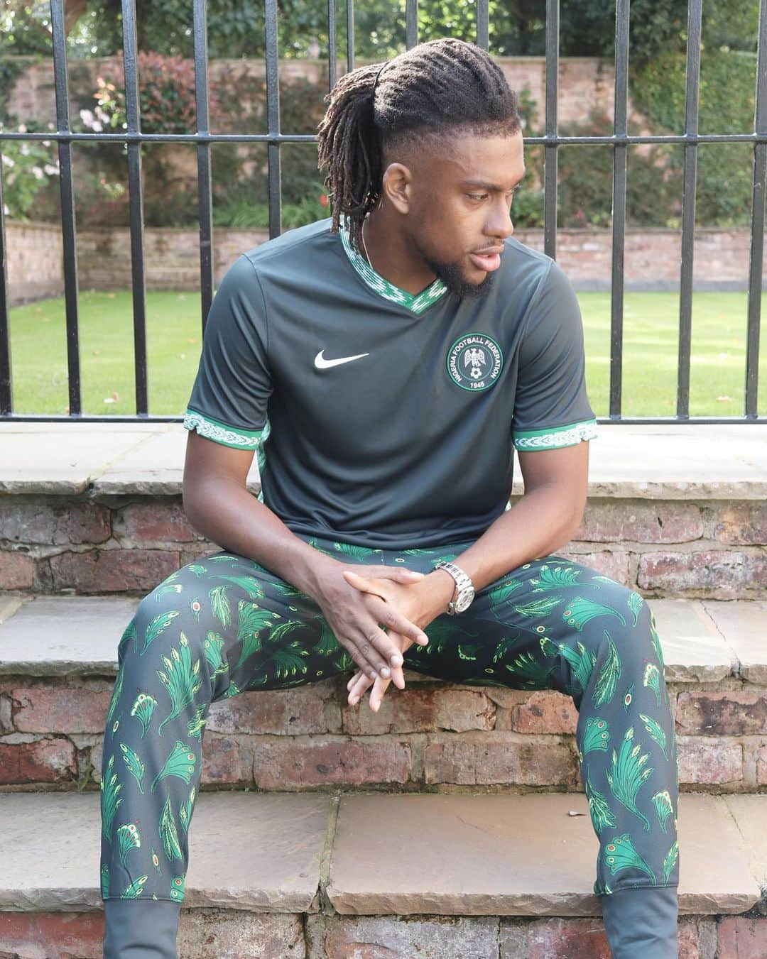 アレックス・イオビさんのインスタグラム写真 - (アレックス・イオビInstagram)「New Vibes , Feelin’ The New Naija Kit 🦅🇳🇬  @nikefootball #YouCantStopUs」9月20日 20時00分 - alexanderiwobi