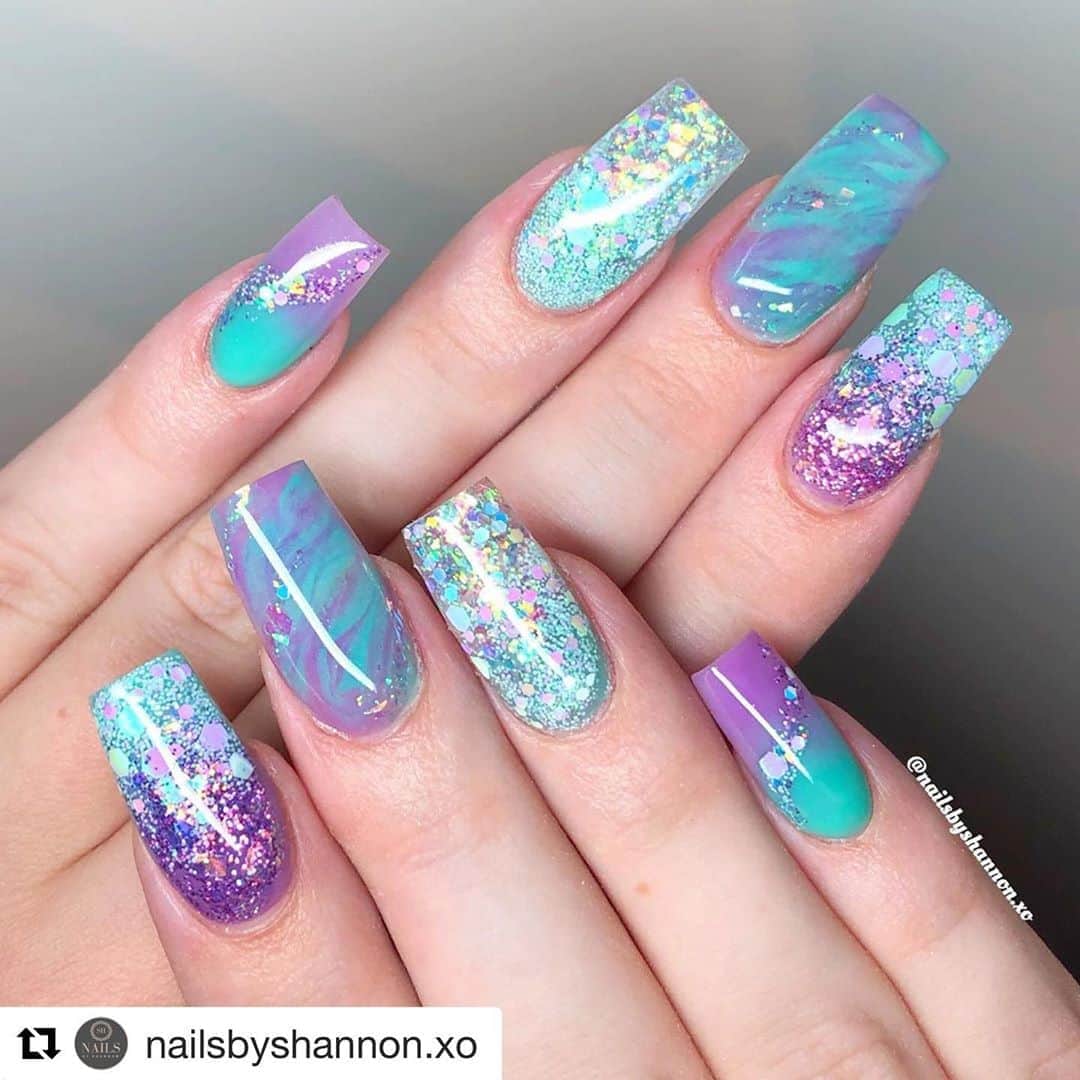 Nail Designsさんのインスタグラム写真 - (Nail DesignsInstagram)「#Repost @nailsbyshannon.xo  ・・・ Holiday nails ✌🏼 haven’t posted in ages purely because @instagrams algorithm is a pain in the arse! So if you see this pic please give it a like 💖 ———————————————————————— Products used @glitterbels ⬇️ • ice queen • opal crush • lavender crush • Tiffany teal • lilac  ———————————————————————— Link in bio for products 💕 code shannon5%———————————————————————— .  . .  #nails #notd #potd #nofilter #nailsbyme #nailpromote  #nailswag #nailsofinstagram #nailsoftheday #nailsonfleek #getnailed #notpolish #instafame #nailedit #nailsdid #glitter #nailswatch #mynails #love #nailsmagazine #vanessanailzfeatures #swatch  #nailpromagazine #scratchmagazine #glitterbels #wakefield #wakefieldnails #showscratch  #altofts @theglitternail @glitterbels @nailviibe」9月21日 7時11分 - nailartfeature