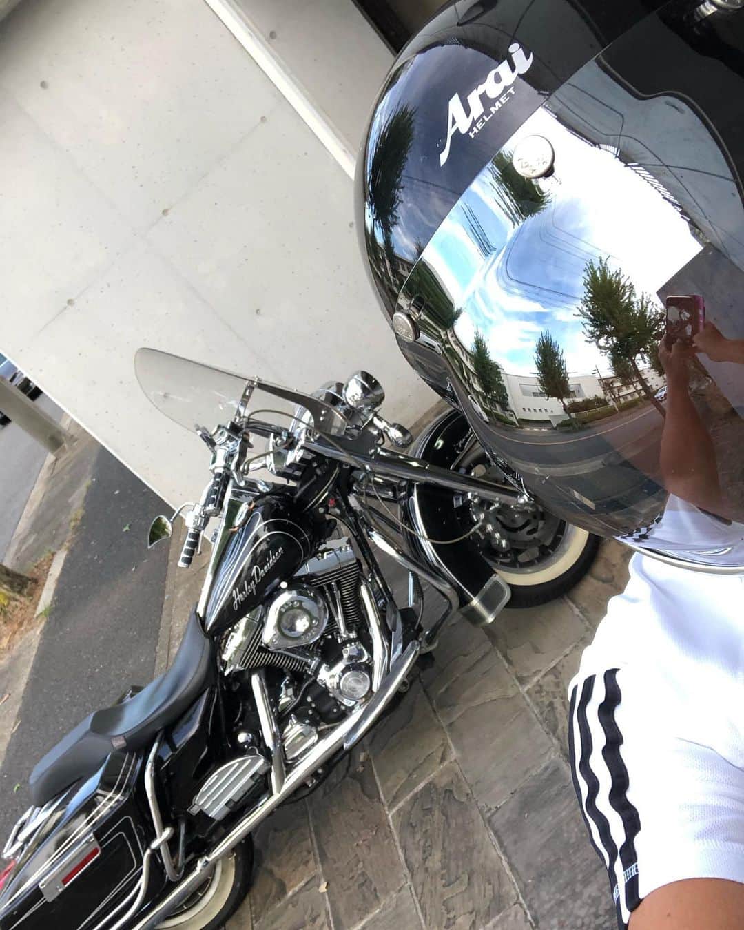 黒岩唯一さんのインスタグラム写真 - (黒岩唯一Instagram)「My Harley-Davidson!! LMINOXの時計がイイね👍  #harleydavidson  #lminox  #黒岩唯一」9月20日 23時22分 - tadakazukuroiwa