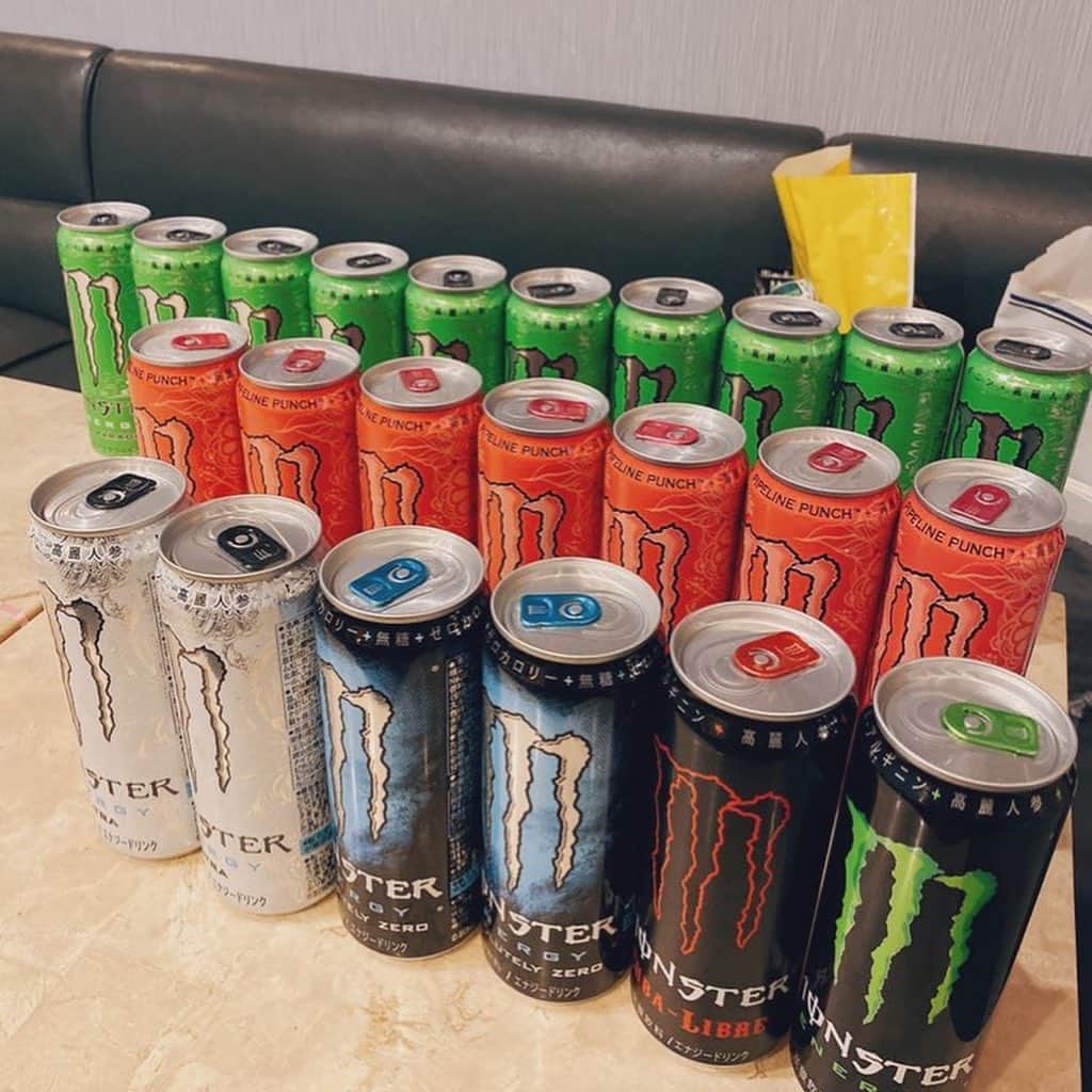 霧宮てんのインスタグラム：「ファンの方からプレゼント頂きました(*'ω'*) モンスター多いですね👾」