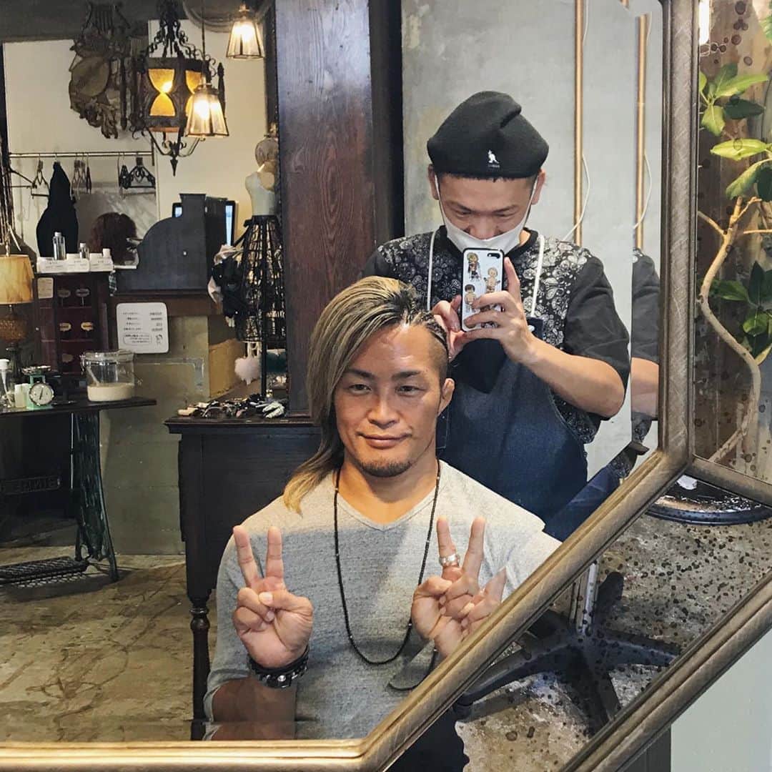 のインスタグラム：「帰宅。今日の #hairstyle 。 #編み込み #アシンメトリー #asymmetry #大阪 #あしゅら男爵」