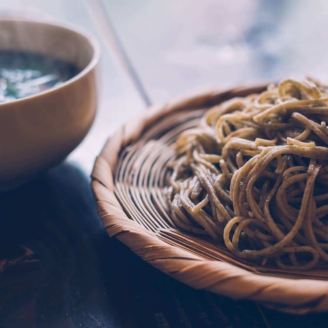 アンソニーさんのインスタグラム写真 - (アンソニーInstagram)「奈良遠足に行ってきました。 まずはお蕎麦で腹ごしらえ。  #fujixt30 #xt30 #xf35mmf14 #fujifilm_global #fujifilm #myfujifilm #fujifilmxseries #fujifilm_xseries #fujilove #myfujilove #fujifilmphotography #fujifilmglobal #fujifilm_xseries #fujinon #photography #camera #今日もx日和 #smallrig #奈良公園 #奈良観光」9月21日 0時40分 - antoine1973
