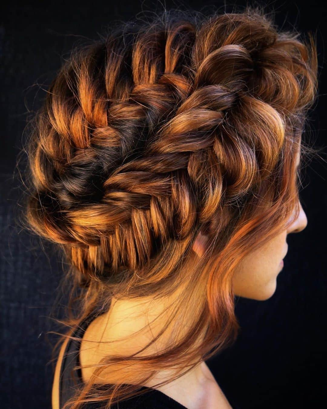 Sam Villaさんのインスタグラム写真 - (Sam VillaInstagram)「This #bohobraid by @svglamour showcases that one #hairdesign can be both intricate and effortless. We love the #volume on the braids as well as how they seamlessly flow into one another. ⠀ ⠀ When was the last time you pulled out your mannequin and worked on one of your favorite #hairstyles? Whether it is an #upstyle or #downstyle - we challenge you to challenge yourself by doing things a little differently! How can you make your work better than the last time? Have you learned something since the last time you executed it that you can now incorporate? ⠀ ⠀ Never stop creating and never stop learning!」9月21日 1時25分 - samvillahair