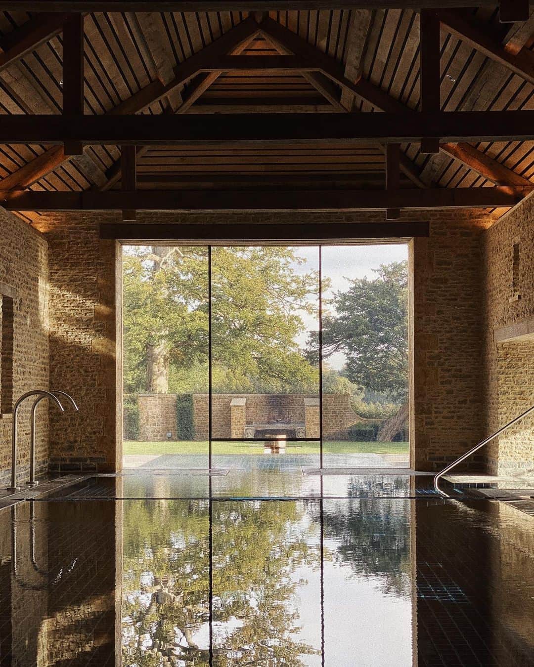 C E R E A Lのインスタグラム：「🏊‍♀️ at The Newt, Somerset」