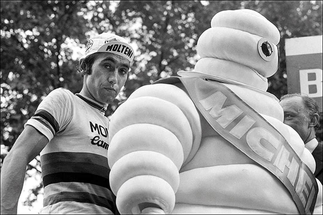 ミシュランさんのインスタグラム写真 - (ミシュランInstagram)「The Tour de France is underway and we’re honoring former Michelin rider and cycling legend, Eddy Merckx. AKA “The Cannibal.” AKA 5x Tour de France Winner (1969-72 and 1974) AKA The only rider to win 11 Grand Tours. He was a rider’s rider. Winning a record 34 Tour de France stages. Amazingly, Eddy was equally intimidating on the road as he was on the track, with over 525 victories over the span of an 18-year career. Plus, he was personal friends with the Michelin Man. As the 2020 Tour de France race comes to a close, @MichelinBicycle salutes the brilliance of Eddy and the next generation of cycling excellence. #RideOnMichelin」9月21日 2時51分 - michelinusa