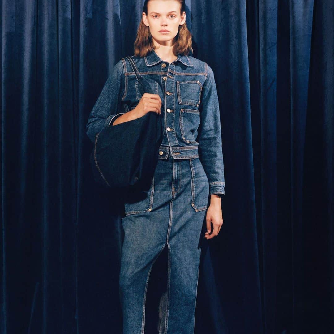 ZARAさんのインスタグラム写真 (ZARAInstagram)「Large denim bucket bag zarawoman」9月